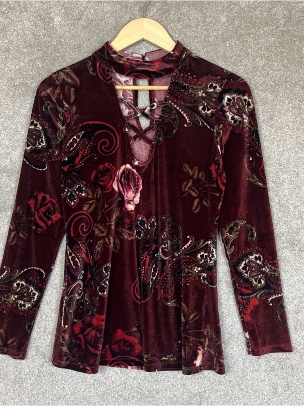 Boston Proper Blouse Womens Small Red Floral Velour Long Sleeve V Neck- 5355